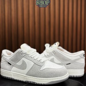 Nike Dunk Low Summit White & Photon Dust