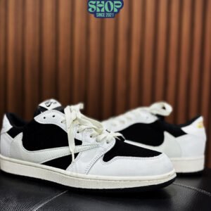 Air Jordan 1 Low x Travis Scott Panda Reverse