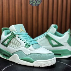 Air Jordan 4 Retro Mint Luxe Gold & Green Edition