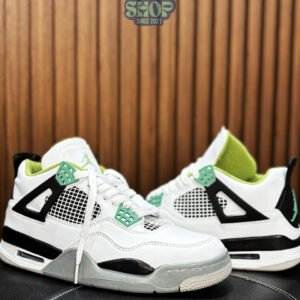 Air Jordan 4 Retro Seafoam