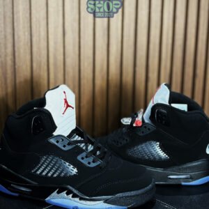Air Jordan 5 Retro OG Black Metallic