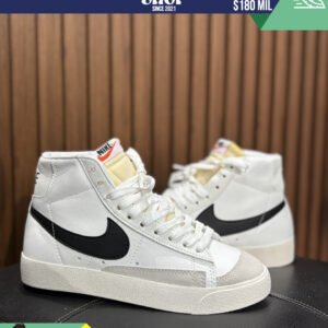 Nike Blazer Mid 77 Vintage White Black