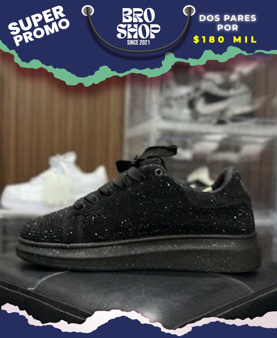 TOTAL BLACK GLITTER – Brillo Callejero - Image 4